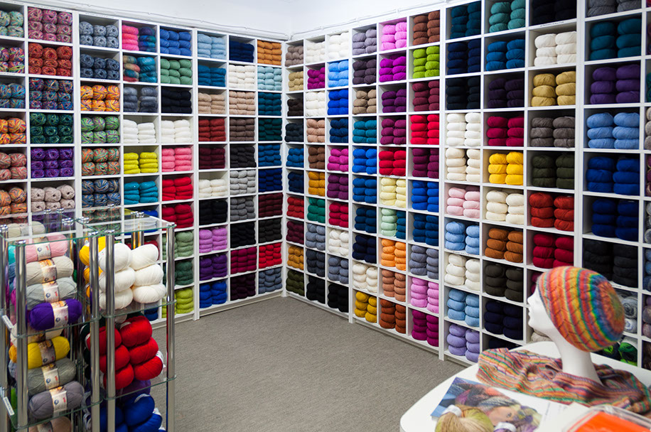 Große Wollauswahl bei Wolle Reich